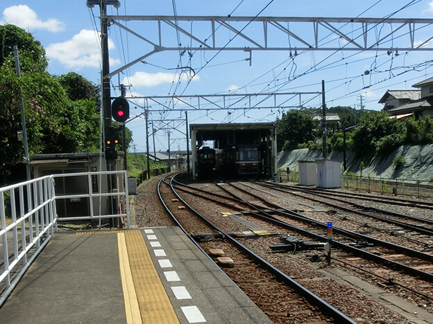 西鹿島駅検査整備工場
