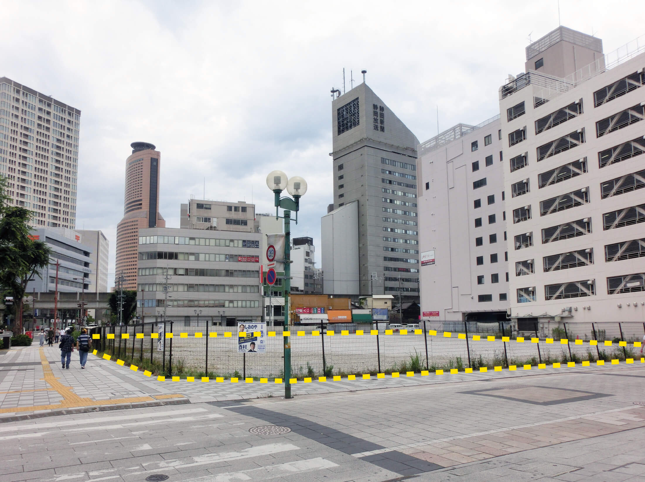 現在の松菱跡地（黄色線）