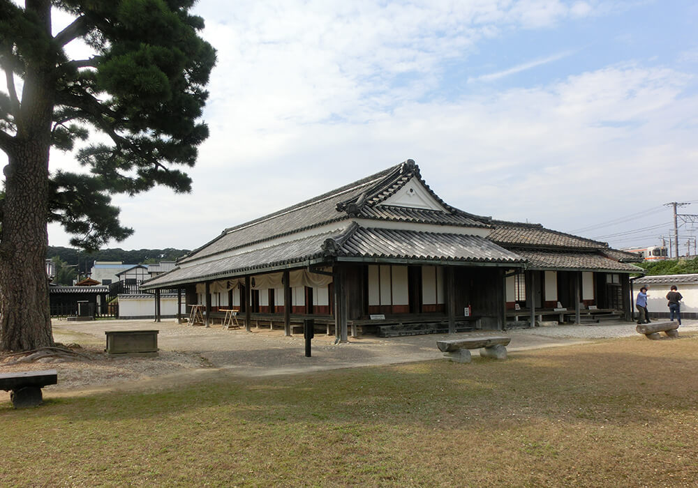 新居関所